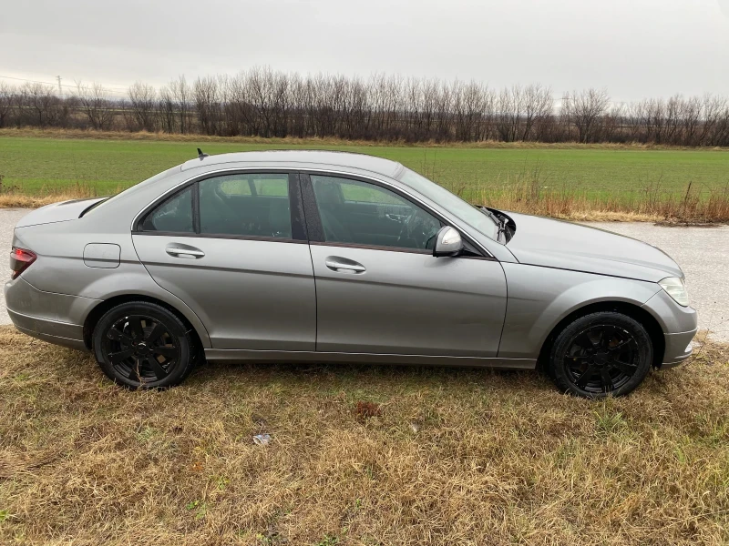 Mercedes-Benz C 220 C220, снимка 7 - Автомобили и джипове - 48465533