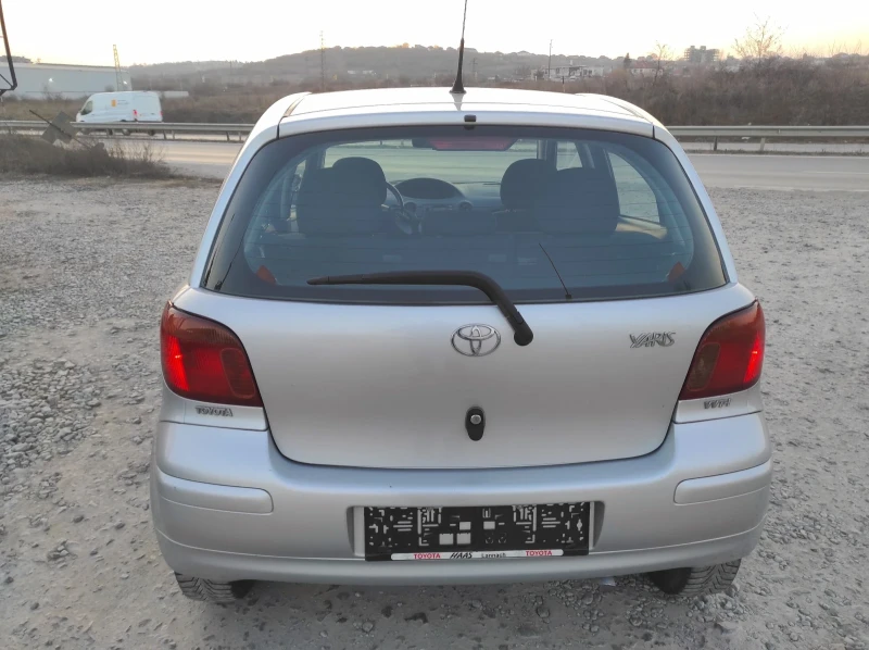 Toyota Yaris 1.0i Климатик Евро 4 131хил.км, снимка 4 - Автомобили и джипове - 49091414