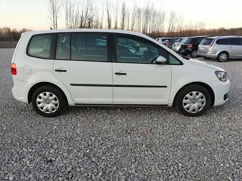 VW Touran 1.6TDI KLI 90, снимка 7 - Автомобили и джипове - 49347117