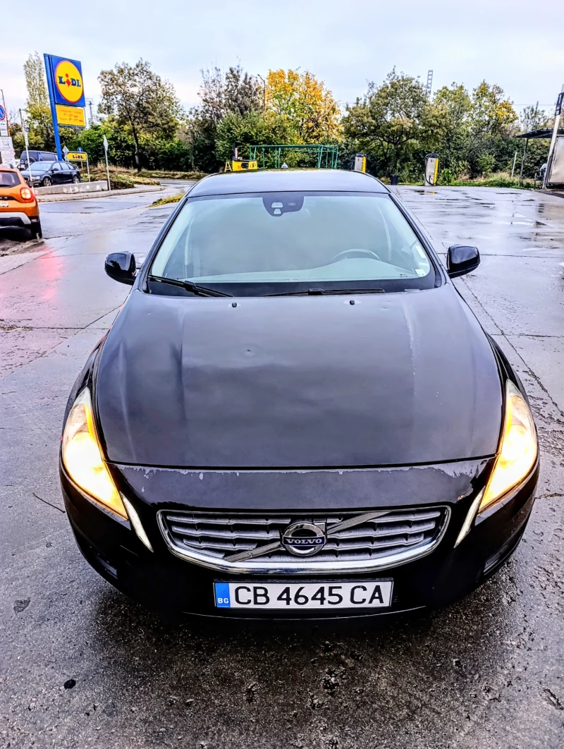 Volvo V60 2.0 D3 163 к.с., снимка 2 - Автомобили и джипове - 52167447