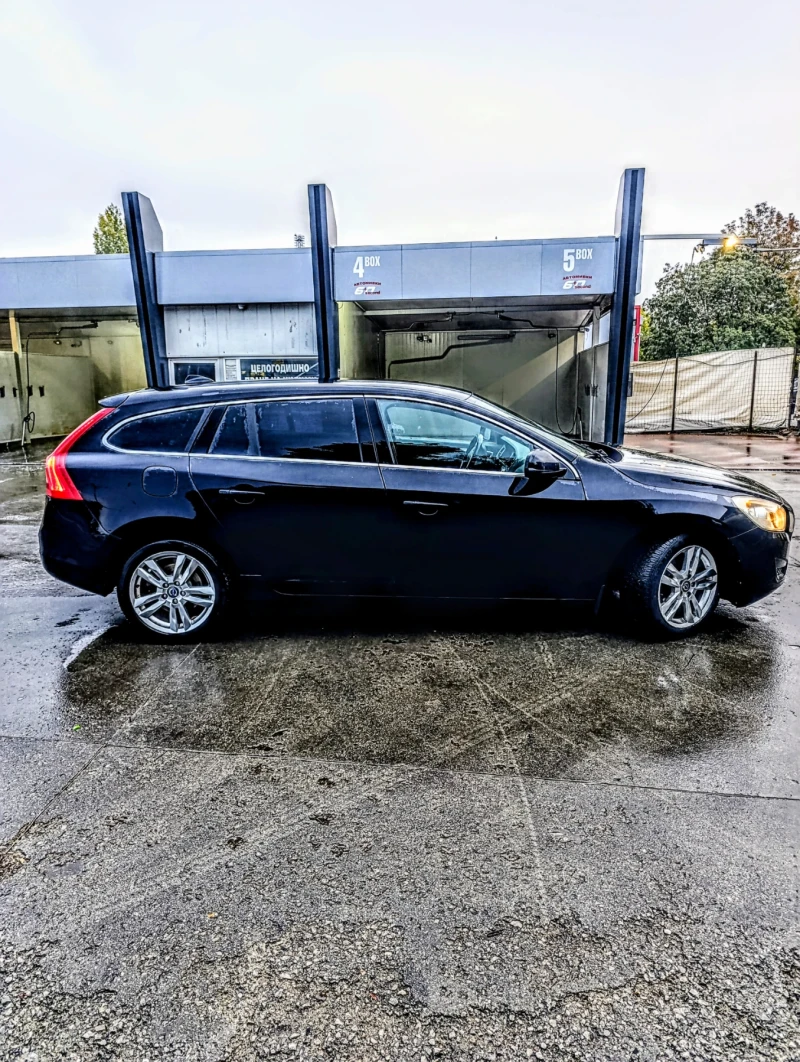 Volvo V60 2.0 D3 163 к.с., снимка 4 - Автомобили и джипове - 52167447