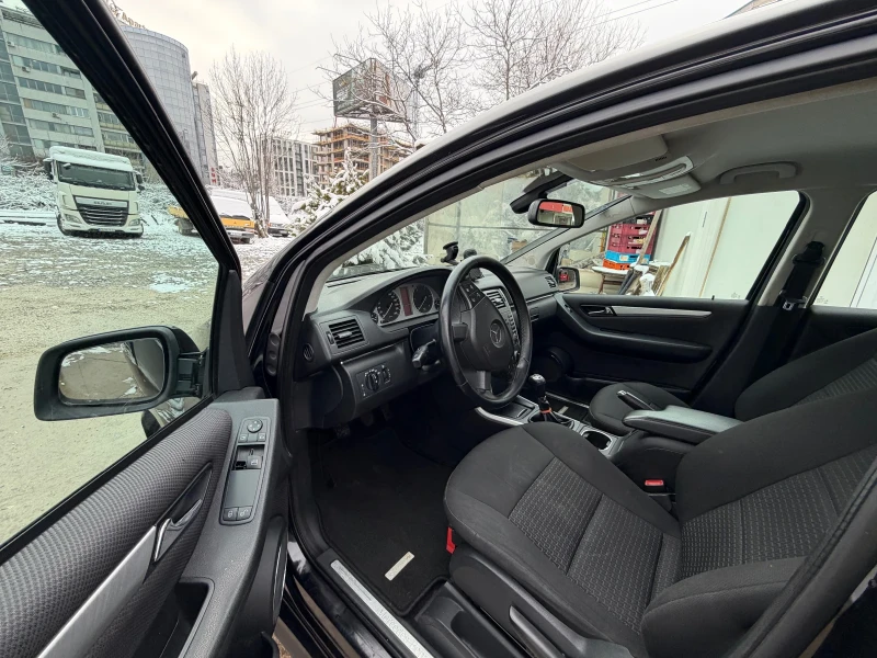 Mercedes-Benz B 180 CDI, снимка 9 - Автомобили и джипове - 53341240