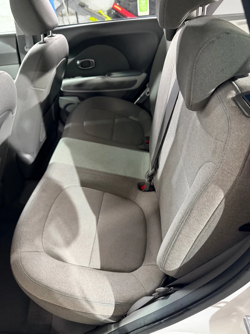 Kia Soul EV, снимка 8 - Автомобили и джипове - 53373153