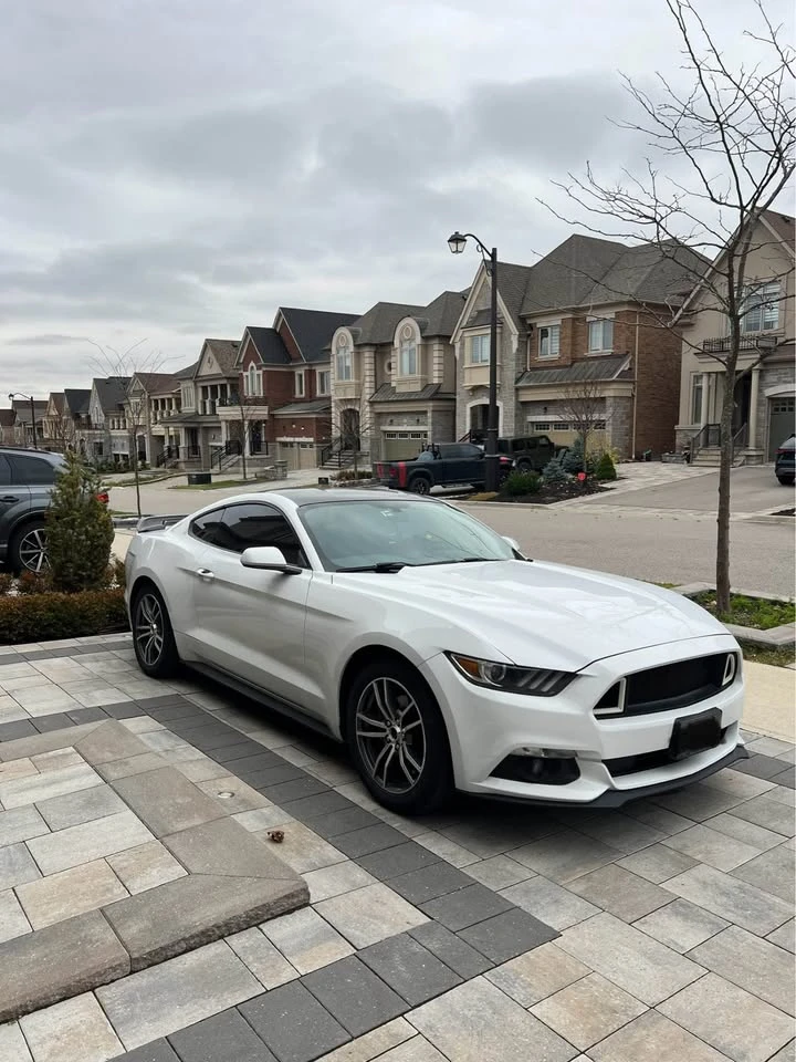 Ford Mustang * EcoBoost* HeadUp* * AвтоКредит* (ЦЕНА ДО БГ) - изображение 2