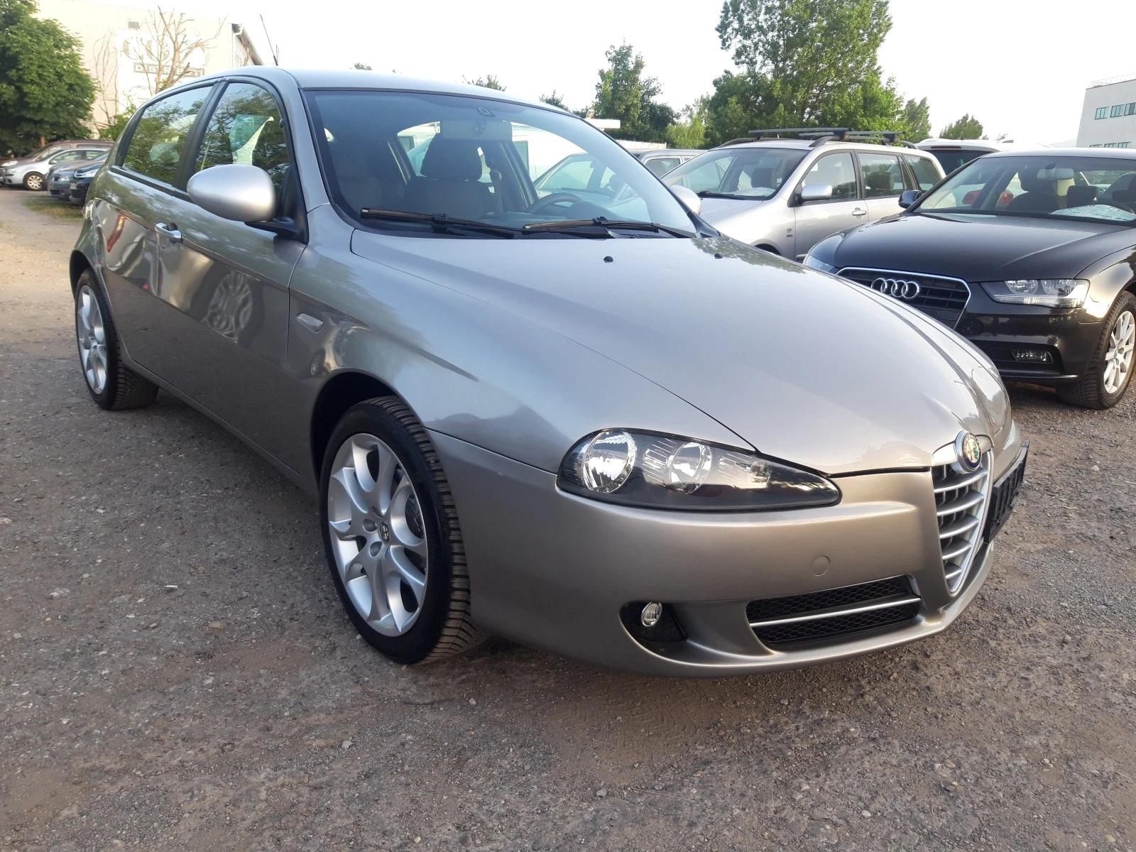 Alfa Romeo 147 1.6i-16V* ОТЛИЧНА *  - изображение 3