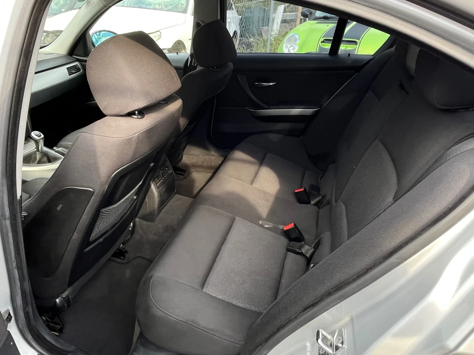 BMW 320 2.0i/150 k.c - изображение 8