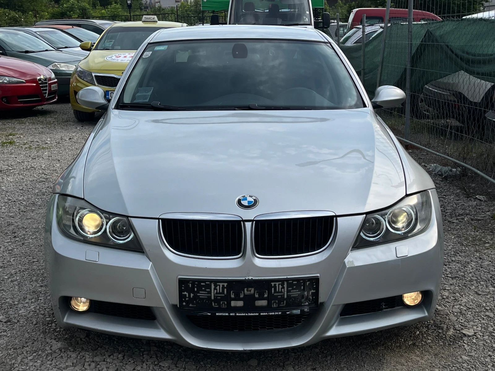 BMW 320 2.0i/150 k.c - изображение 2