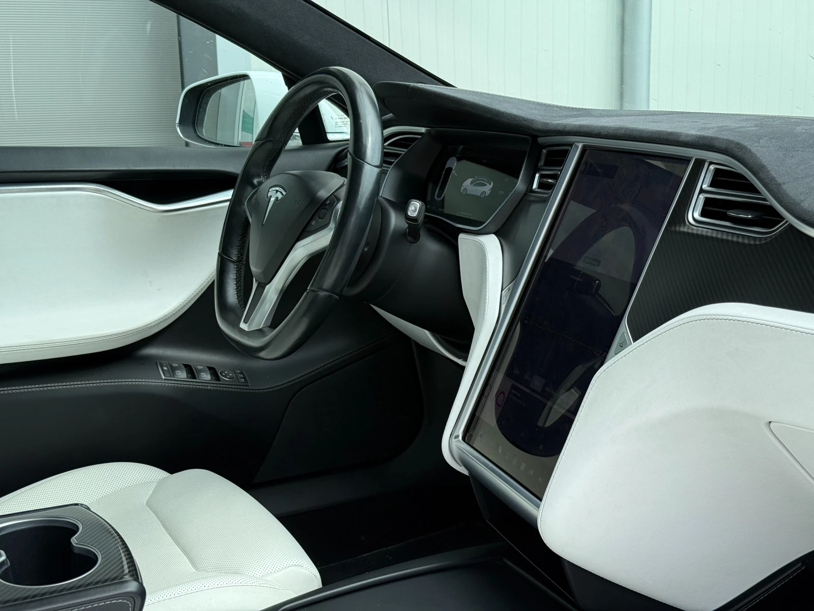 Tesla Model S 4x4 - изображение 10