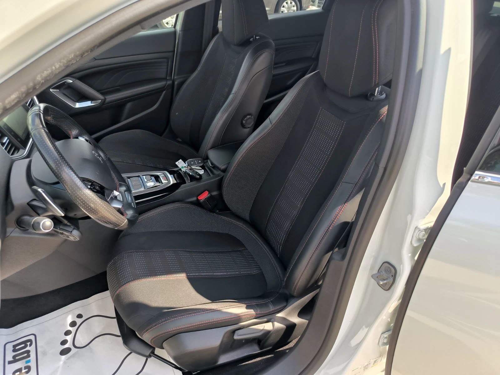 Peugeot 308 1.6d-GT-Line-Automat-Euro-6B-Keyless-Kamera | Mobile.bg   15