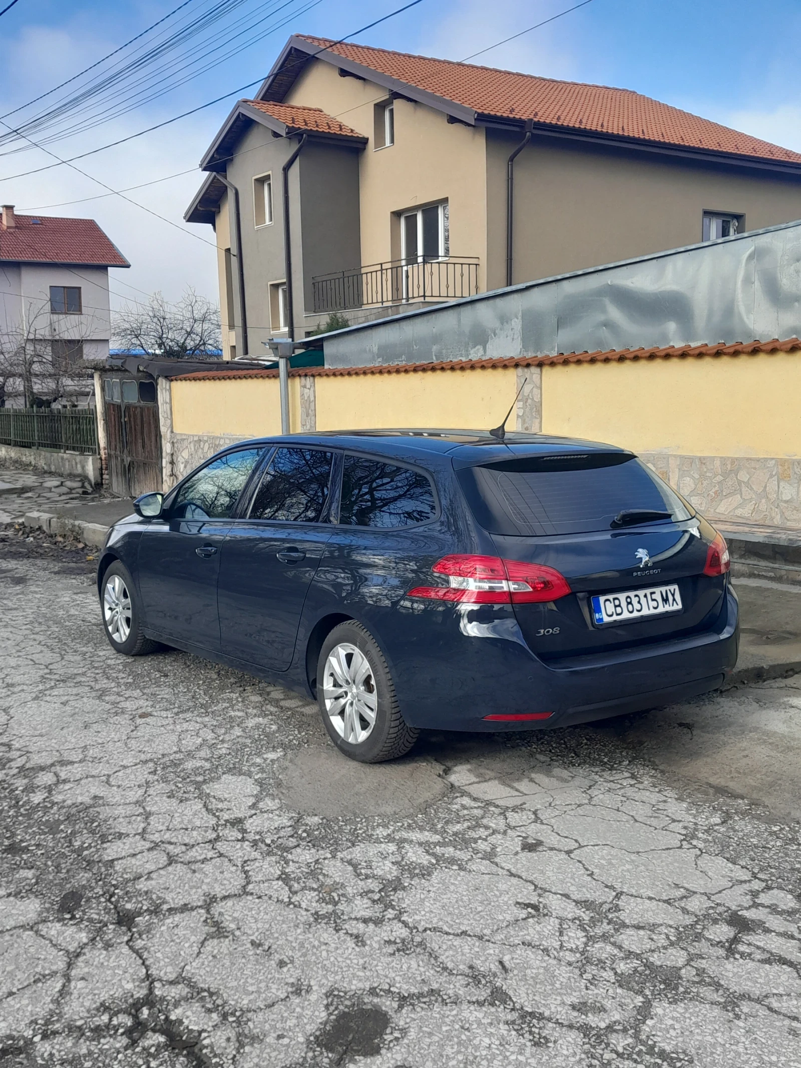Peugeot 308 1.5blu hdi 131k.s 90000km - изображение 2