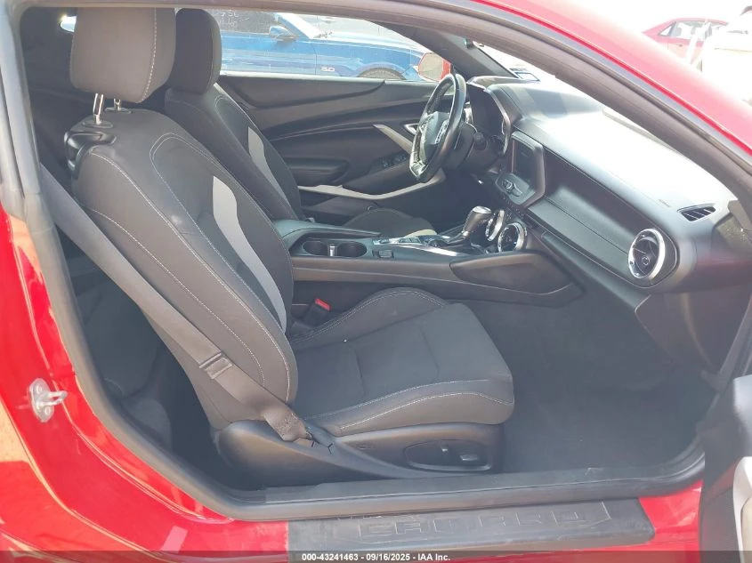 Chevrolet Camaro 3.6L V-6 DI, DOHC, VVT, 335HP Rear Wheel Drive - изображение 10