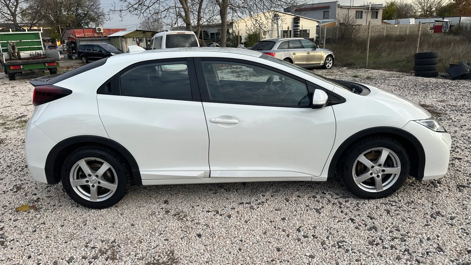 Honda Civic 1.6i-DTEC - изображение 4