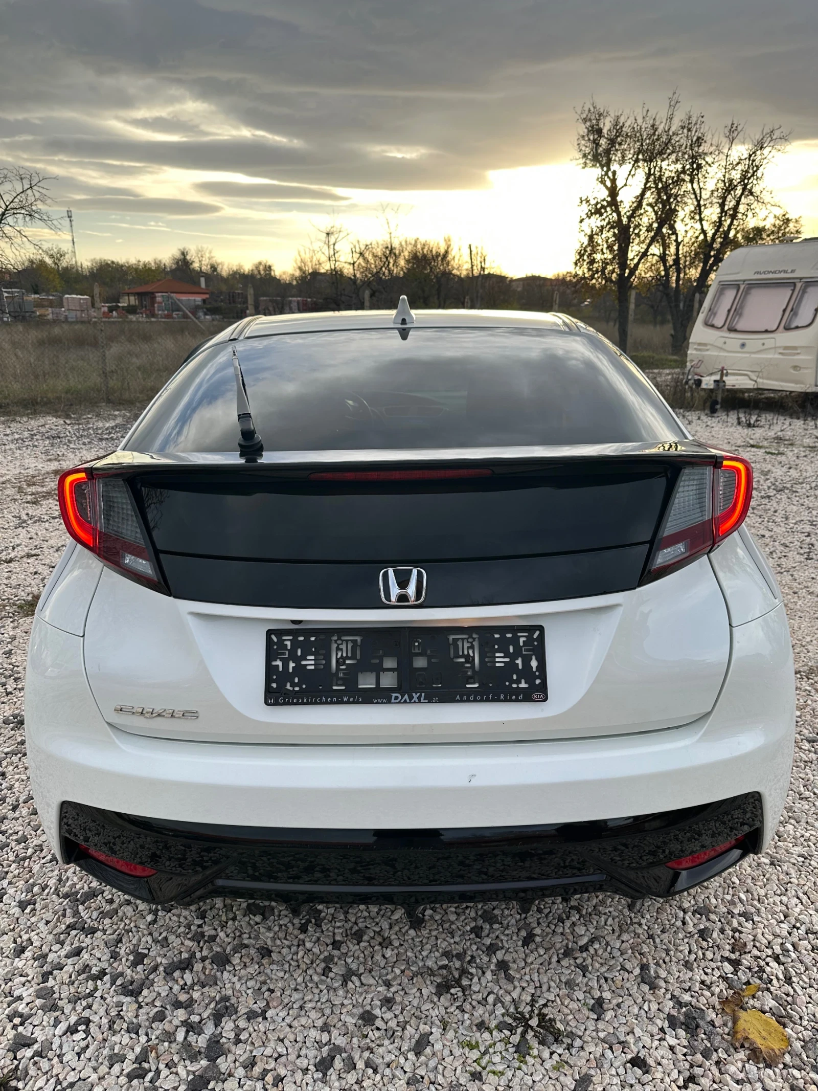 Honda Civic 1.6i-DTEC - изображение 5