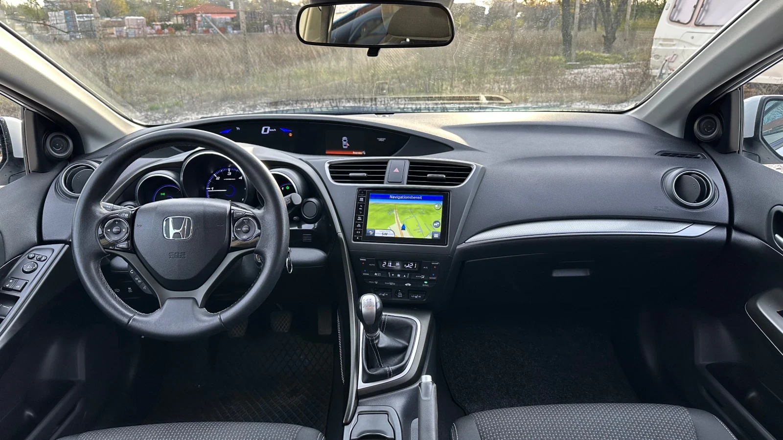 Honda Civic 1.6i-DTEC - изображение 8