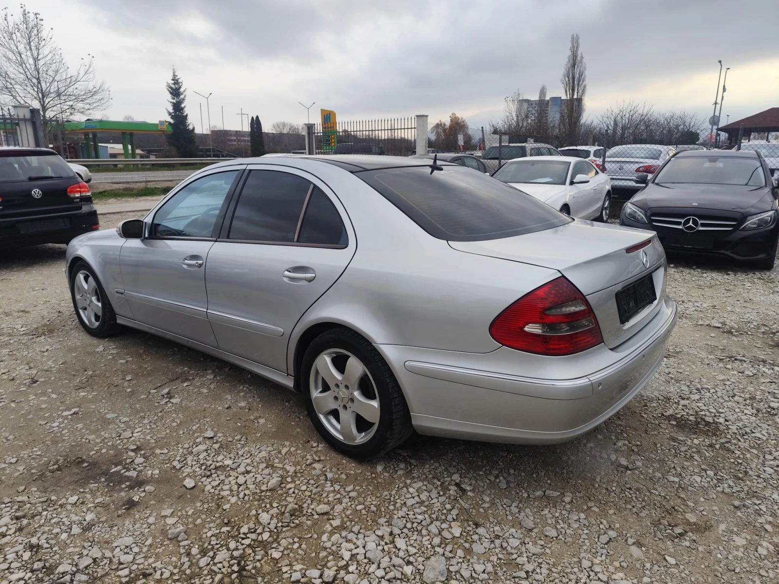 Mercedes-Benz E 270 2.7 дизел  - изображение 8