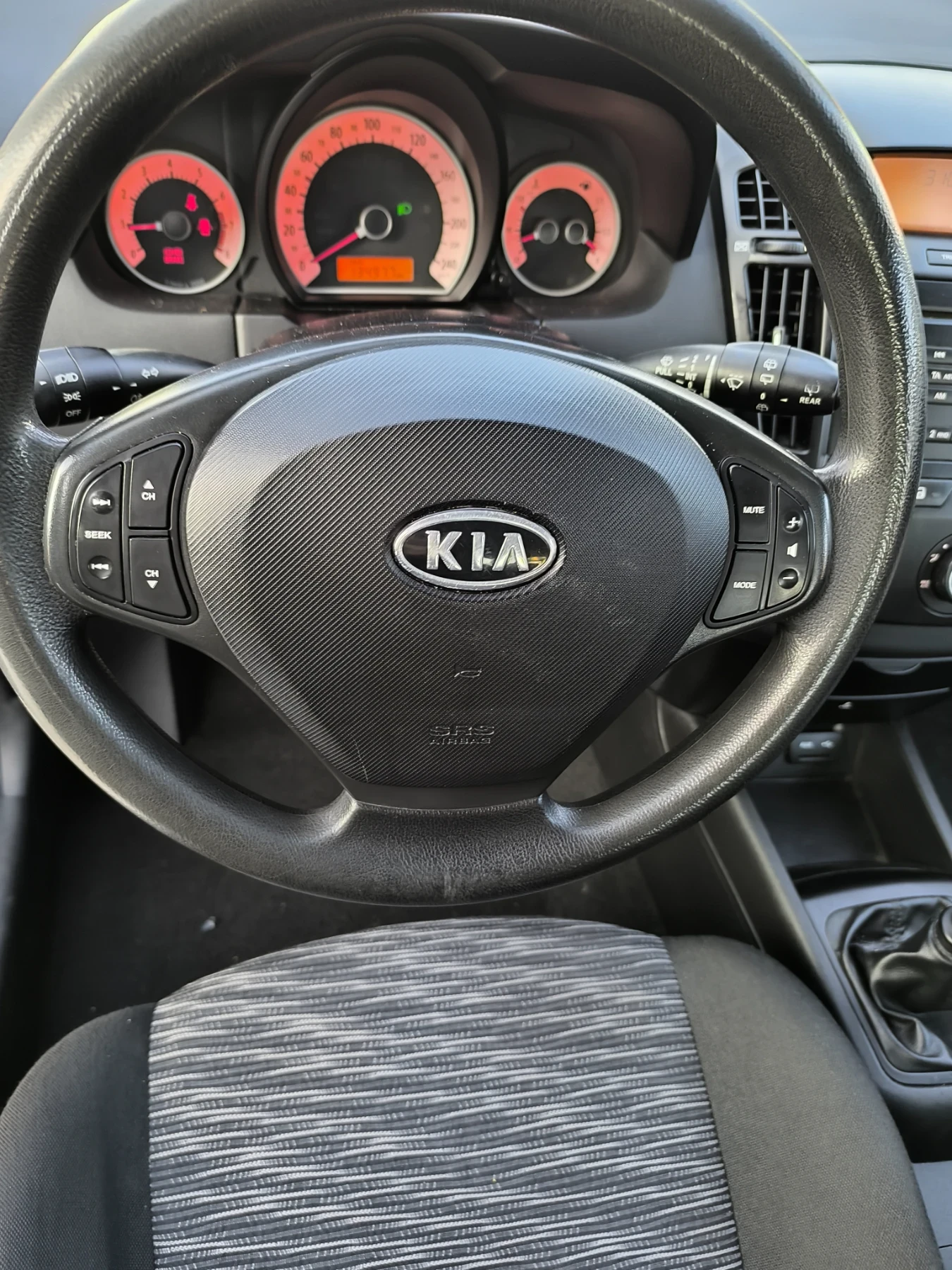 Kia Ceed ��������� 134 000��. 1, 4�. ������/��� 105�.�. | Mobile.bg � ����������� 10