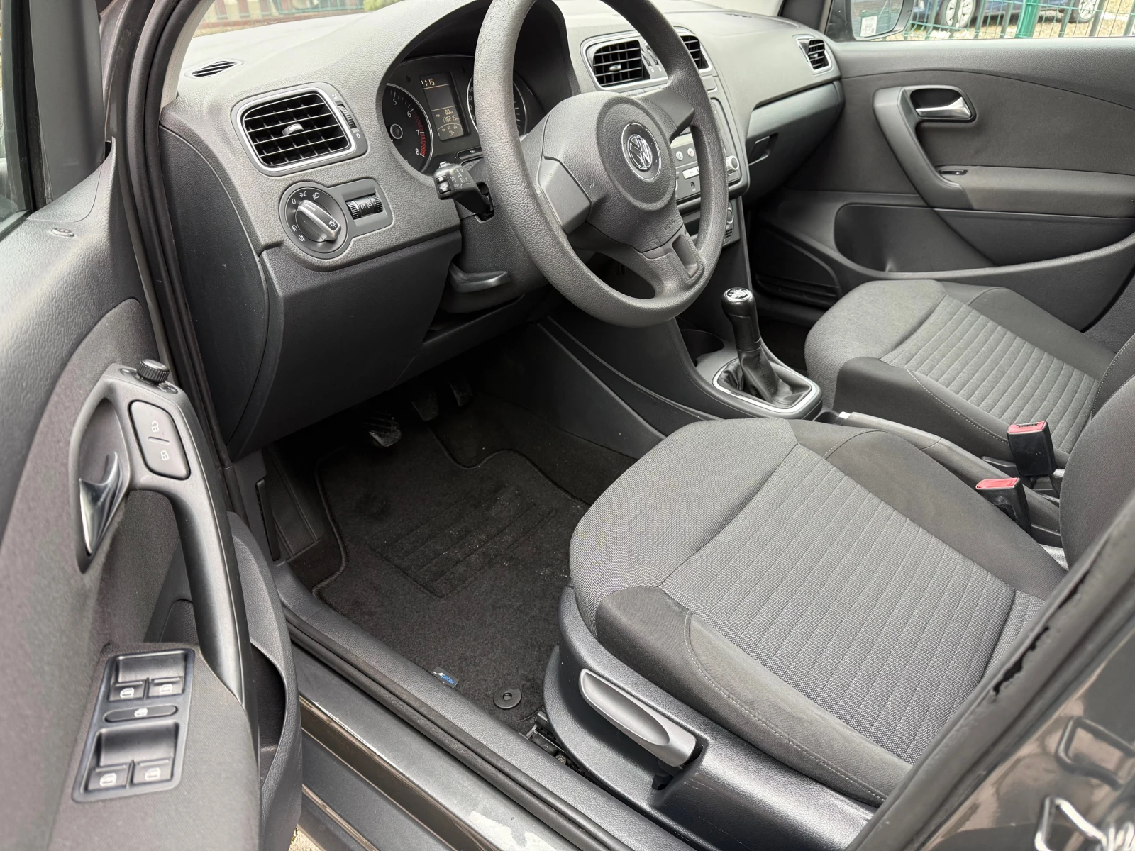 VW Polo 1.2i �����������. | Mobile.bg � ����������� 8