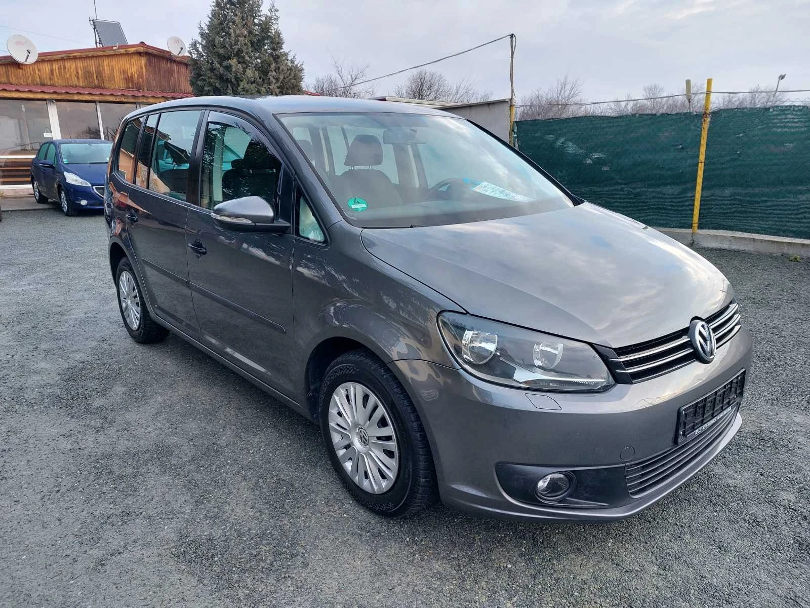VW Touran 1.6tdi, 6ск - изображение 3