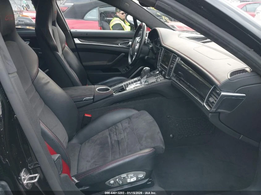 Porsche Panamera GTS * CARFAX*  | Mobile.bg � ����������� 5