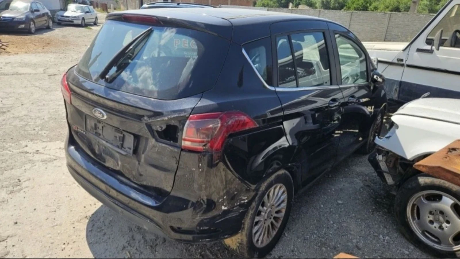Ford B-Max, снимка 3 - Автомобили и джипове - 54272210