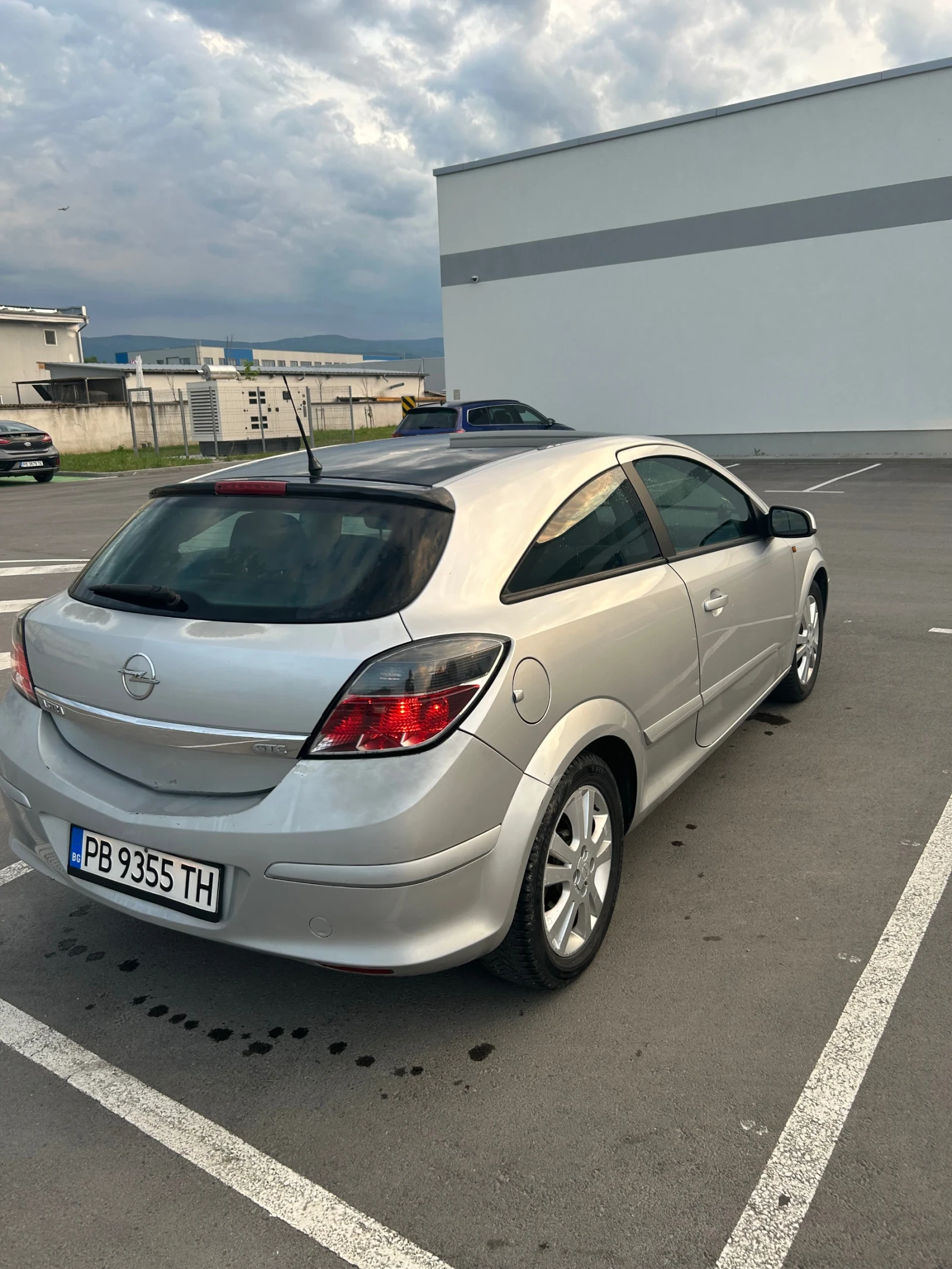 Opel Astra, снимка 6 - Автомобили и джипове - 54495615