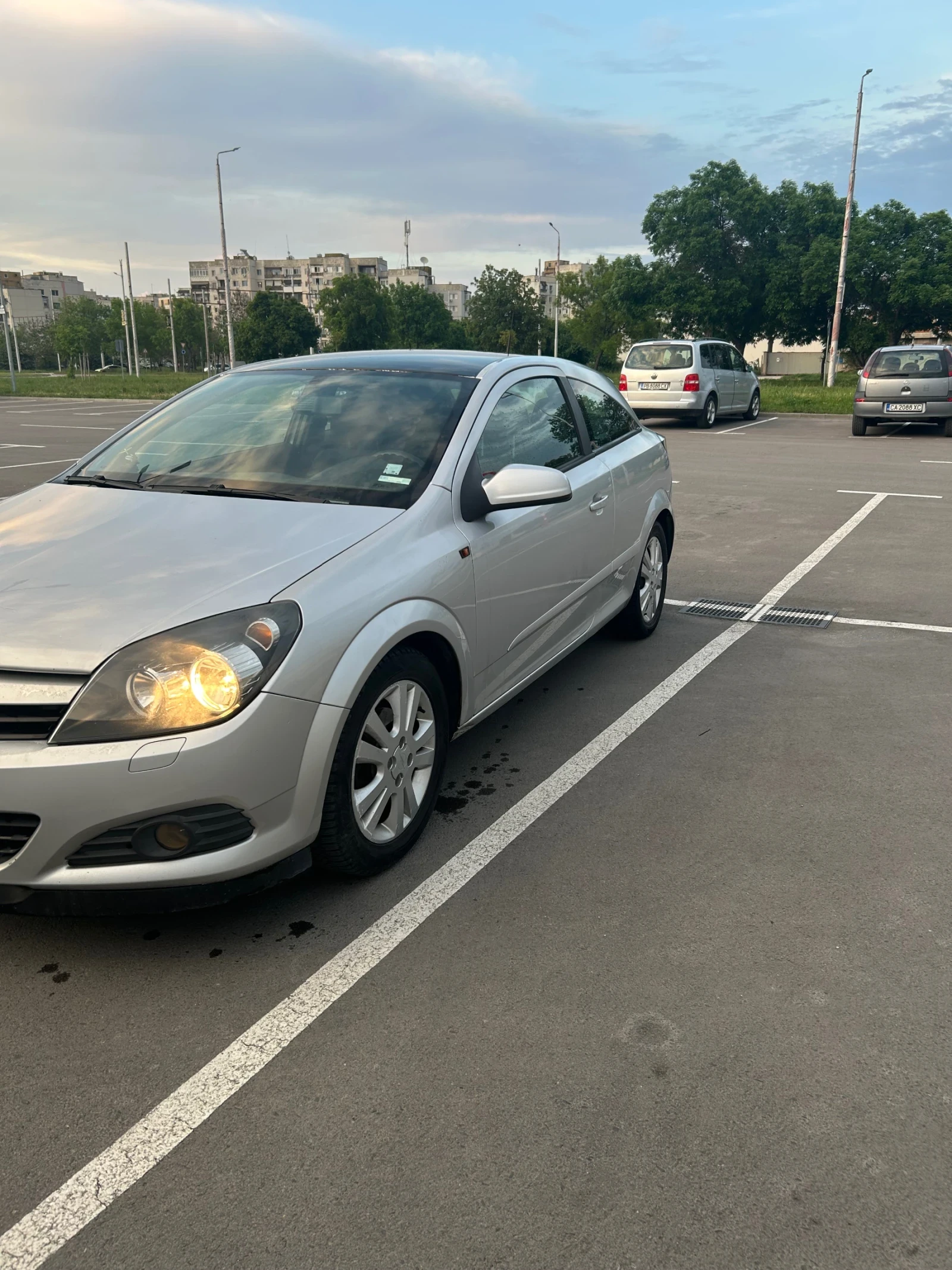 Opel Astra, снимка 2 - Автомобили и джипове - 54495615