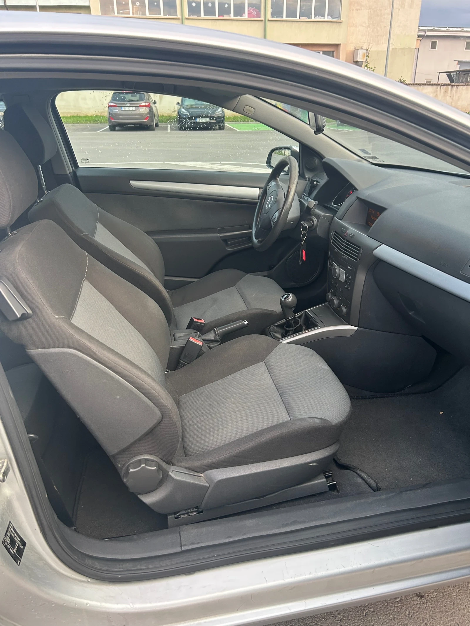 Opel Astra, снимка 9 - Автомобили и джипове - 54495615
