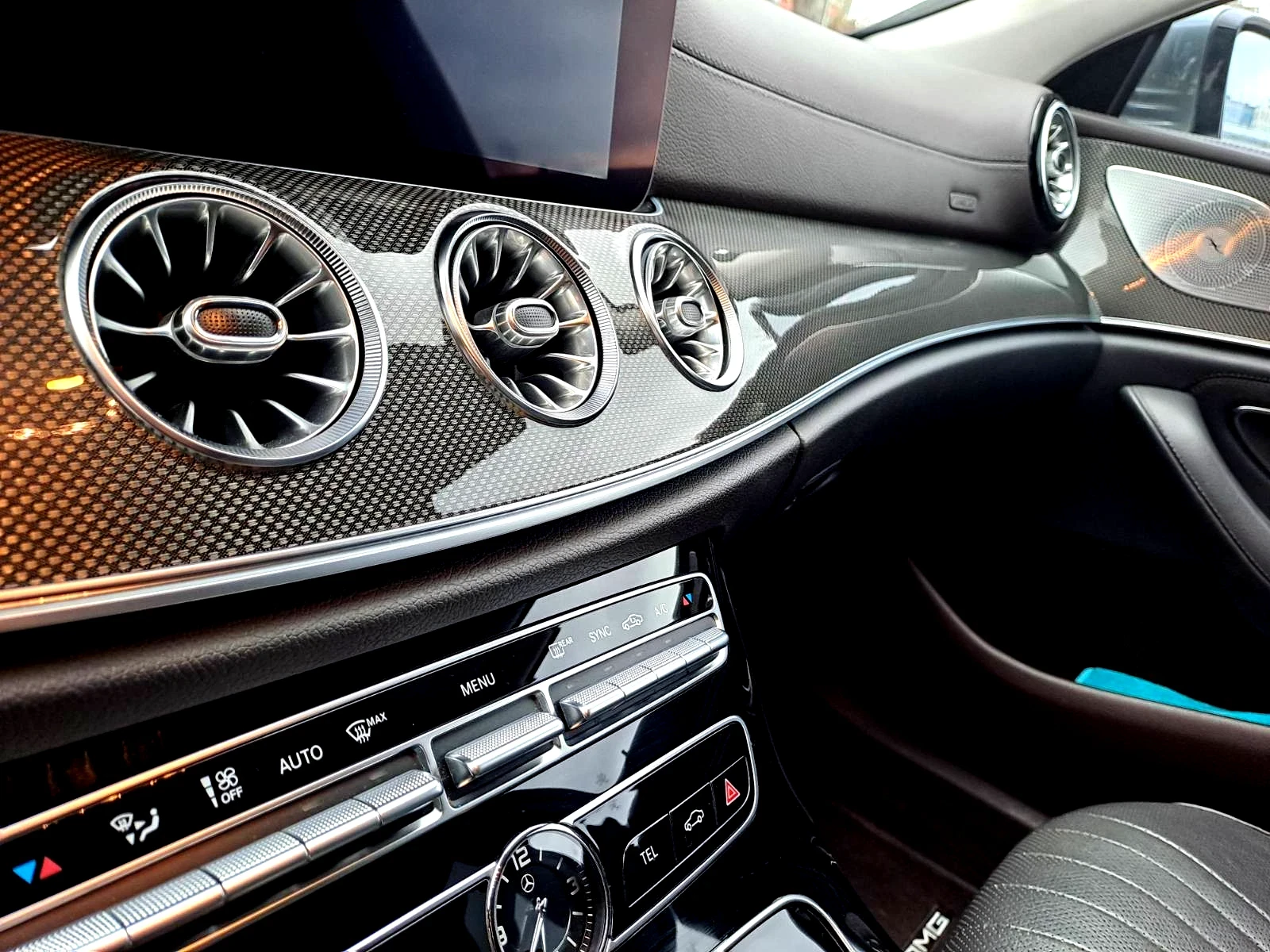 Mercedes-Benz CLS 400 SILVERSTAR AMG 4MATIC/ОБДУХВАНЕ/, снимка 13 - Автомобили и джипове - 55558142