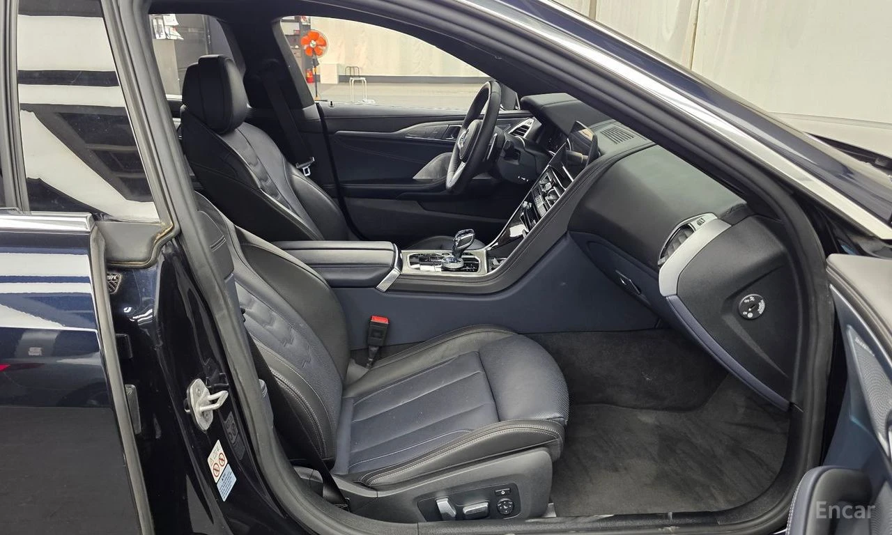 BMW 840 M* SPORT* XDRIVE* BOWER* WILKINS* ДИСТРОНИК* ОБДУХ, снимка 14 - Автомобили и джипове - 56301010