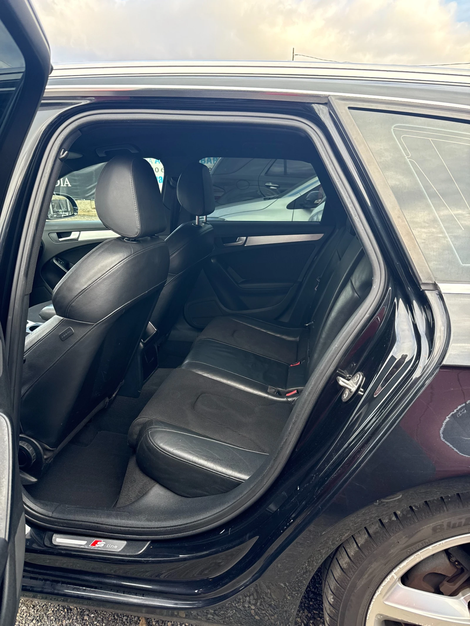 Audi A4 2.0TDI | S-LINE, снимка 6 - Автомобили и джипове - 56723888