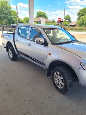 Mitsubishi L200 2.5 DI-D 4х4 136к.с. , снимка 3