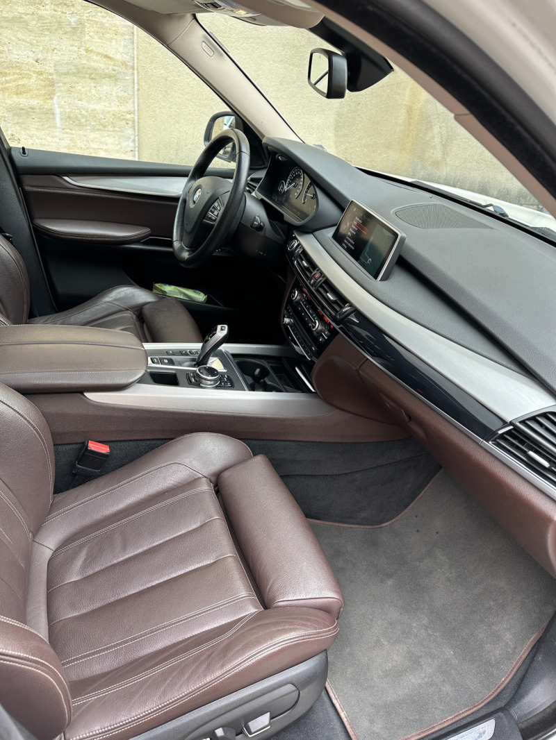 BMW X5 3.0 187000км/Full Led/Distr/Head Up/Hi Fi/Panorama, снимка 10 - Автомобили и джипове - 46405178