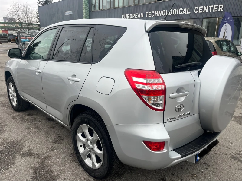 Toyota Rav4 2.0 Бензин/газ 158кс 6ск, снимка 6 - Автомобили и джипове - 48209349