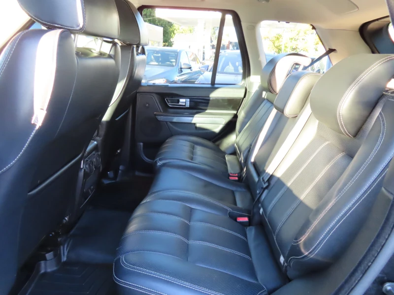 Land Rover Range Rover Sport HSE* V8* HARMAN* HIGH VALUE LUXURY* КАТО НОВ!14800, снимка 16 - Автомобили и джипове - 52664783