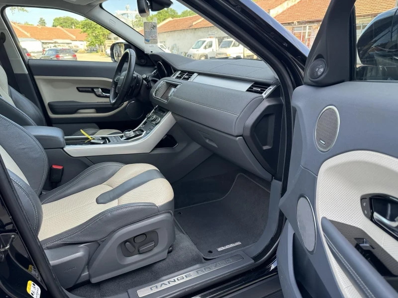 Land Rover Range Rover Evoque * DYNAMIC* PANO* 2.2D* MERIDIAN* FULL* , снимка 10 - Автомобили и джипове - 52787399