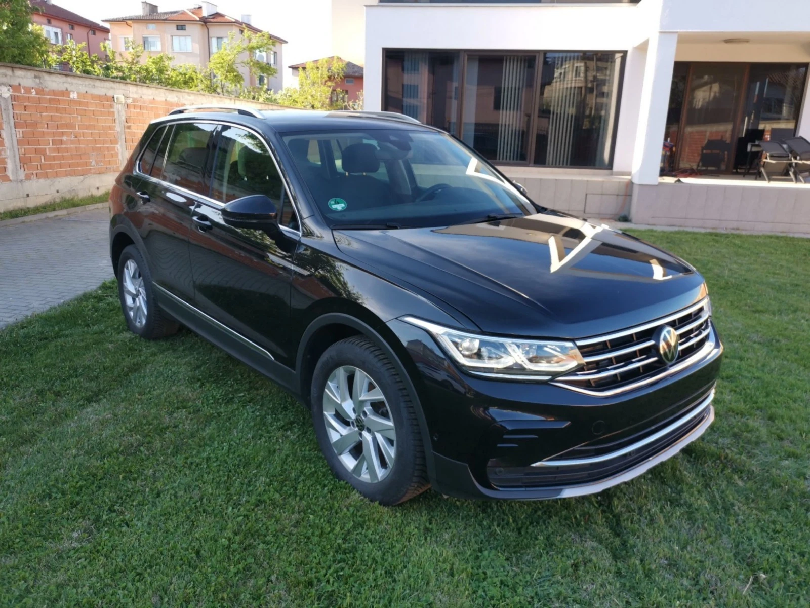 VW Tiguan 1.5 TSI - изображение 2