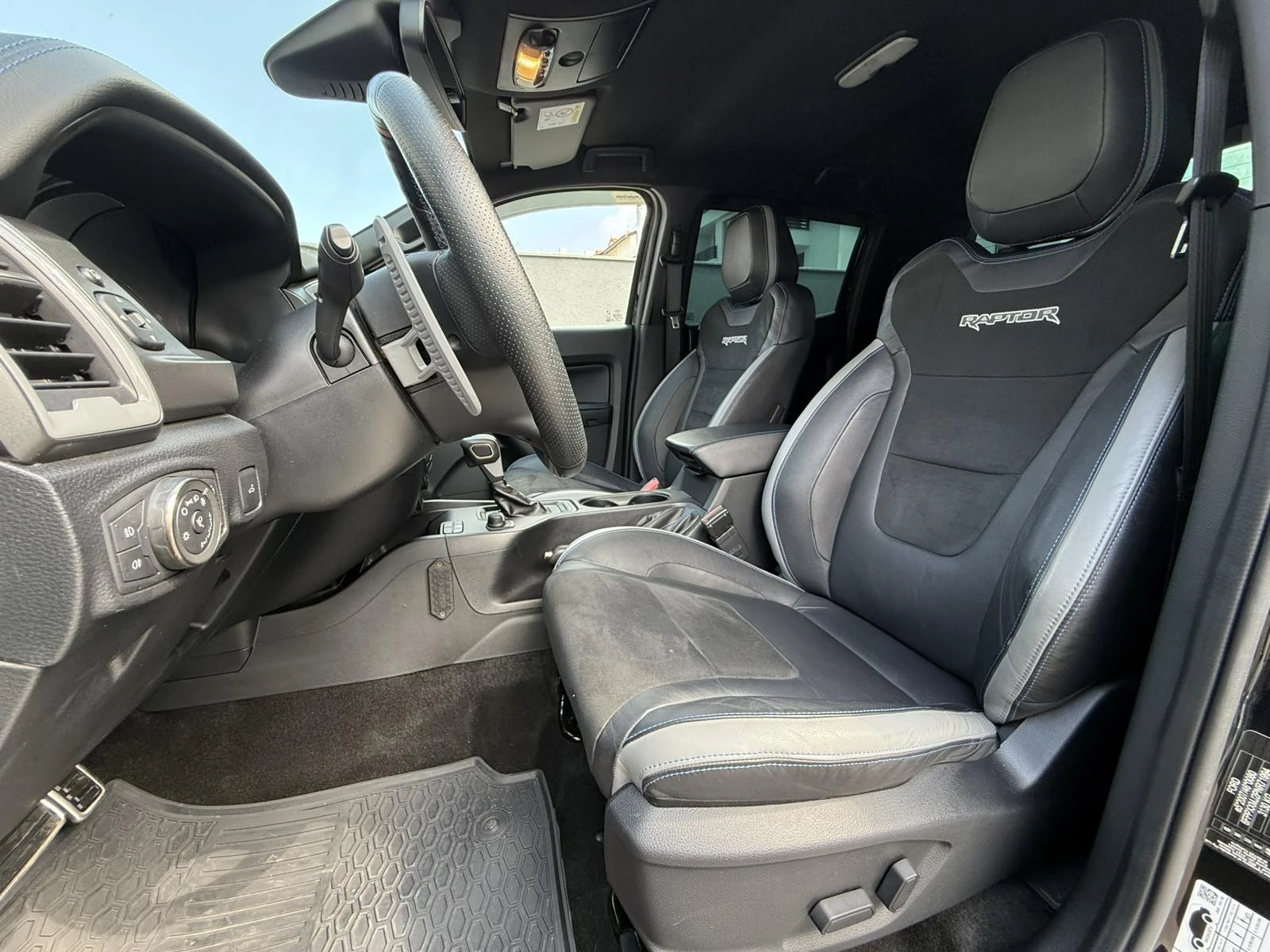Ford Ranger RAPTOR DOUBLE CAB ГАРАНЦИОНЕН - изображение 9