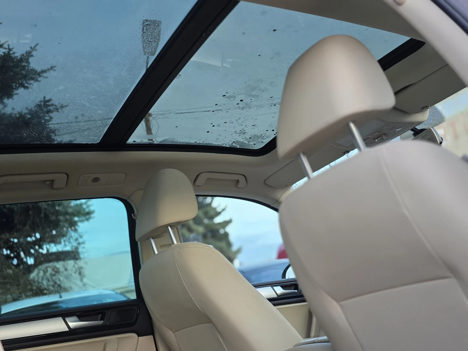 VW Touareg 3.0tdi Panorama/Bi Xenon/Pechka/Koja  | Mobile.bg � ����������� 10