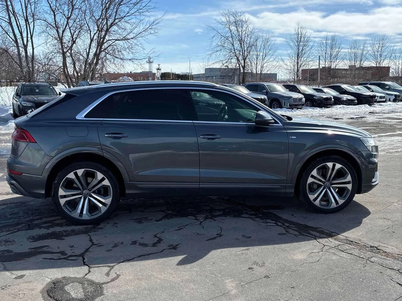 Audi Q8 * Technik * CARFAX * ���� �� �� | Mobile.bg � ����������� 3