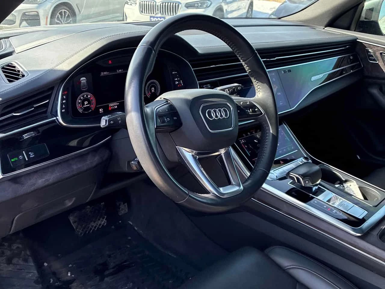 Audi Q8 * Technik * CARFAX * ���� �� �� | Mobile.bg � ����������� 5
