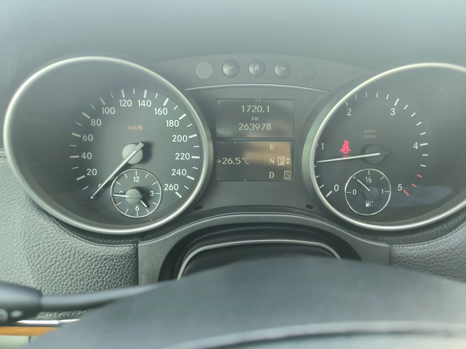 Mercedes-Benz GL 320