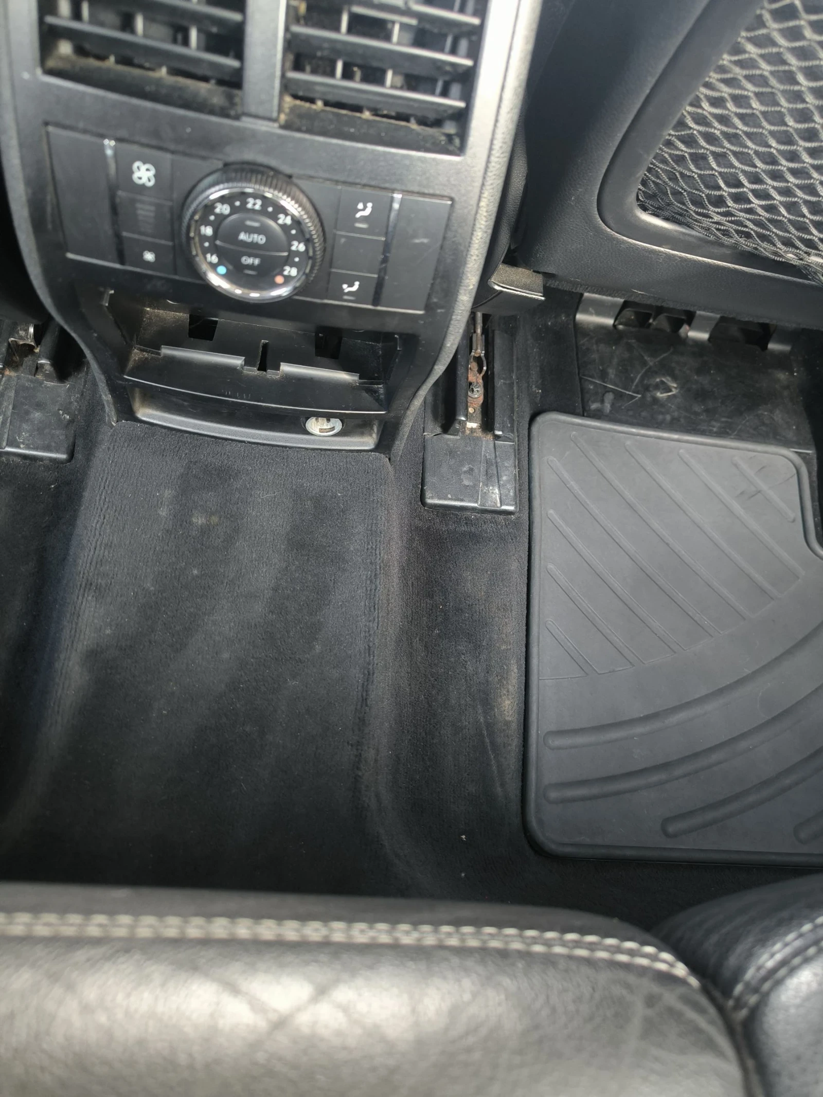 Mercedes-Benz GL 320, снимка 2 - Автомобили и джипове - 54318269