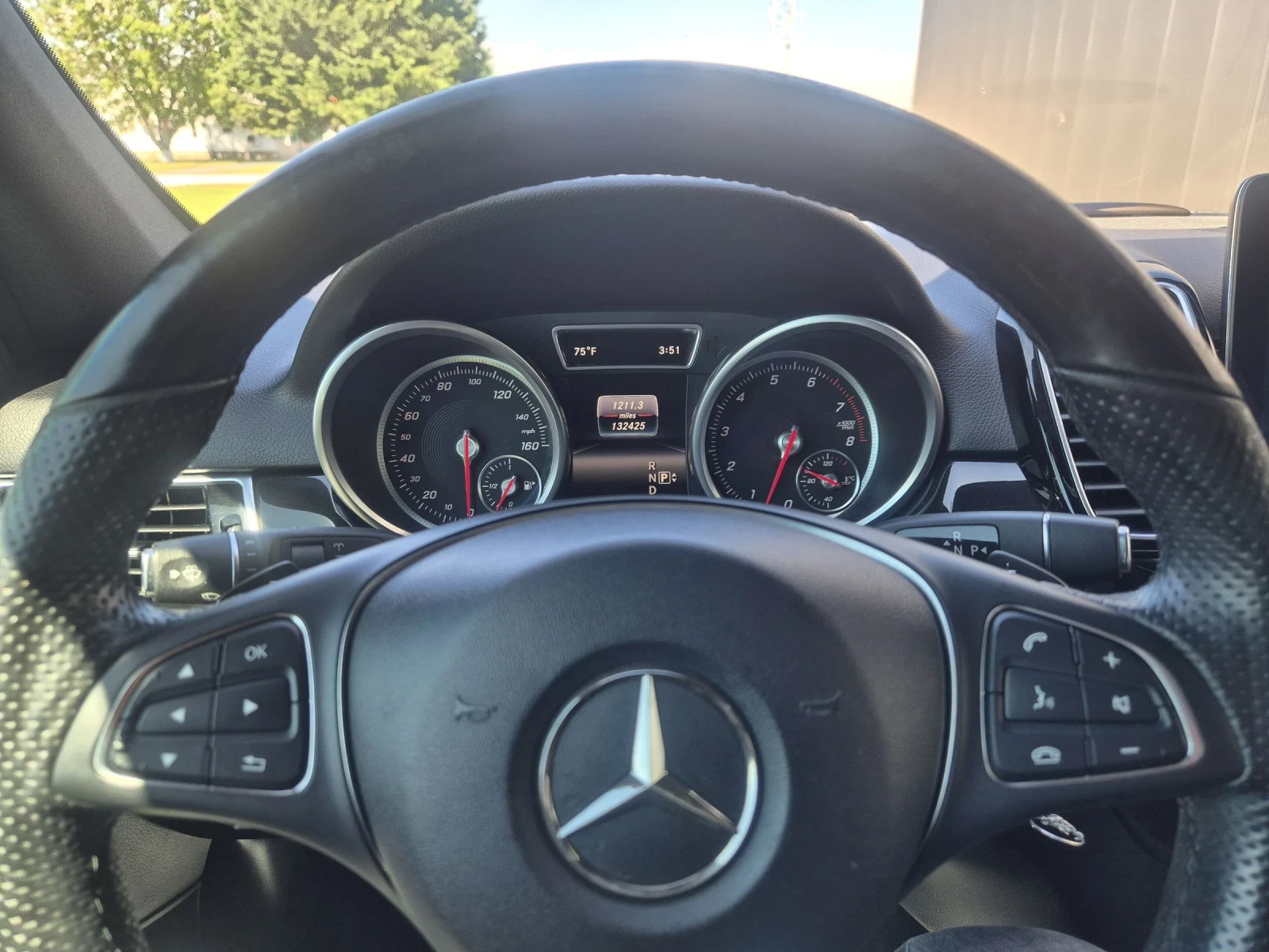 Mercedes-Benz GLE 350 4matic, снимка 12 - Автомобили и джипове - 54595832