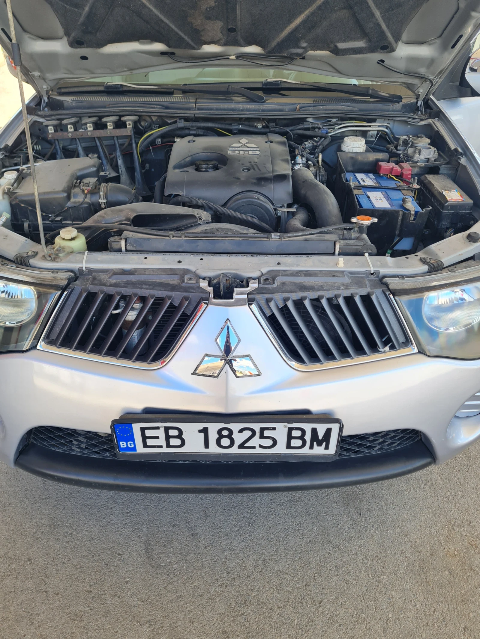 Mitsubishi L200 2.5 DI-D 4х4 136к.с. , снимка 9 - Автомобили и джипове - 54969906