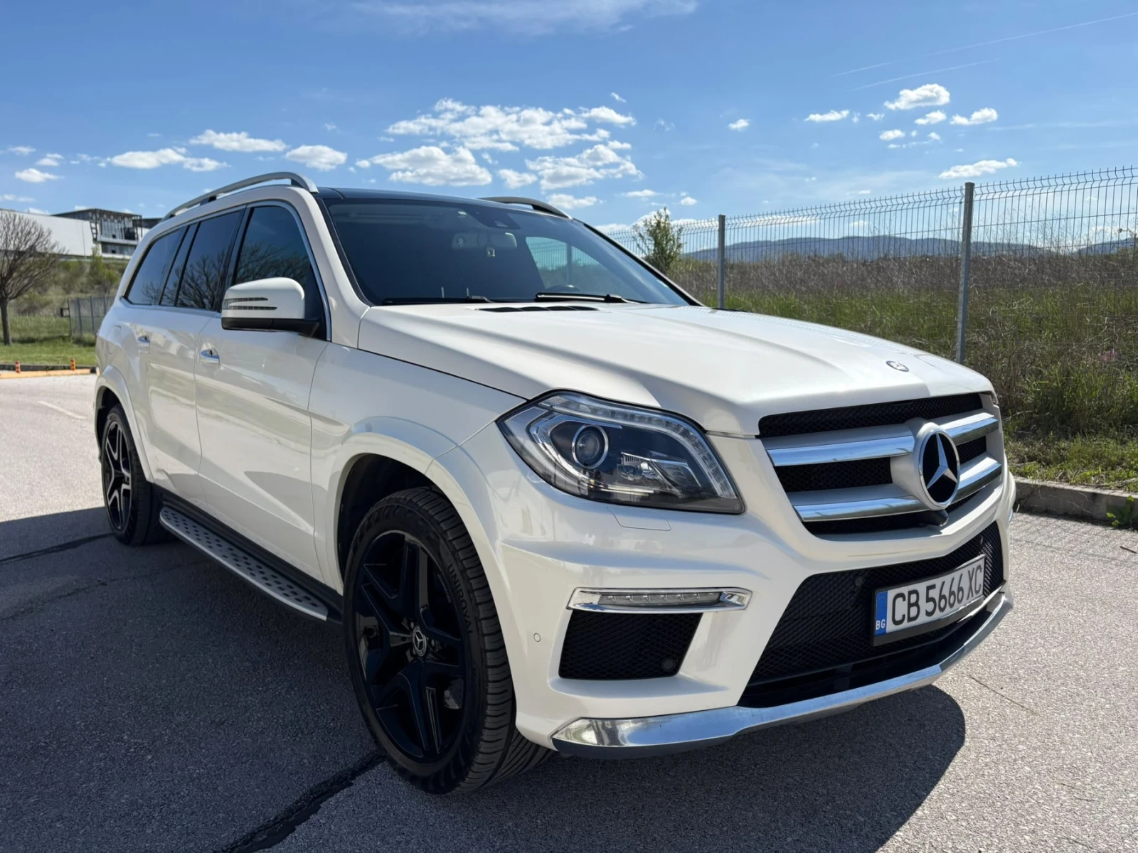 Mercedes-Benz GL 350 BlueTec 4 MATIC AMG| Панорама| История| KeyLess, снимка 6 - Автомобили и джипове - 55199410