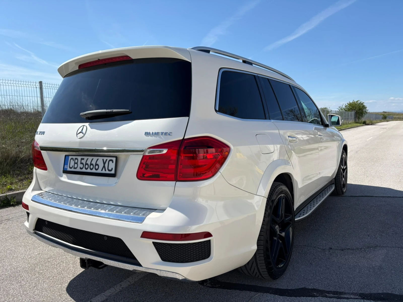 Mercedes-Benz GL 350 BlueTec 4 MATIC AMG| Панорама| История| KeyLess, снимка 5 - Автомобили и джипове - 55199410