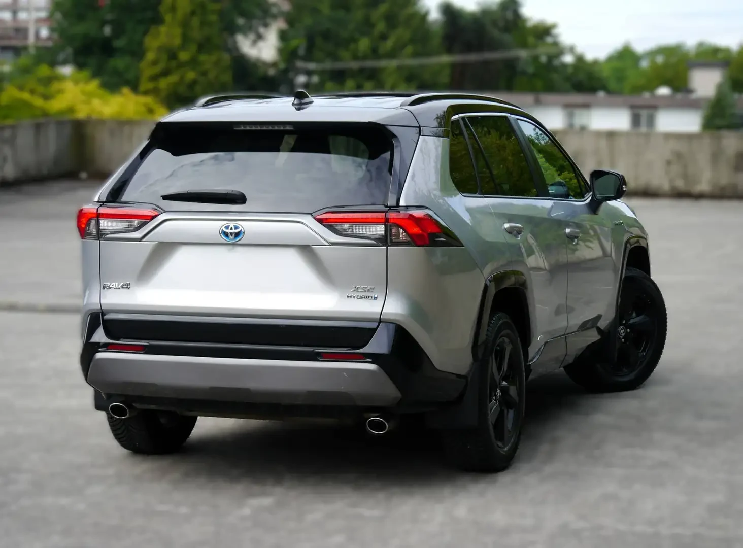 Toyota Rav4 XLE, снимка 4 - Автомобили и джипове - 55301528