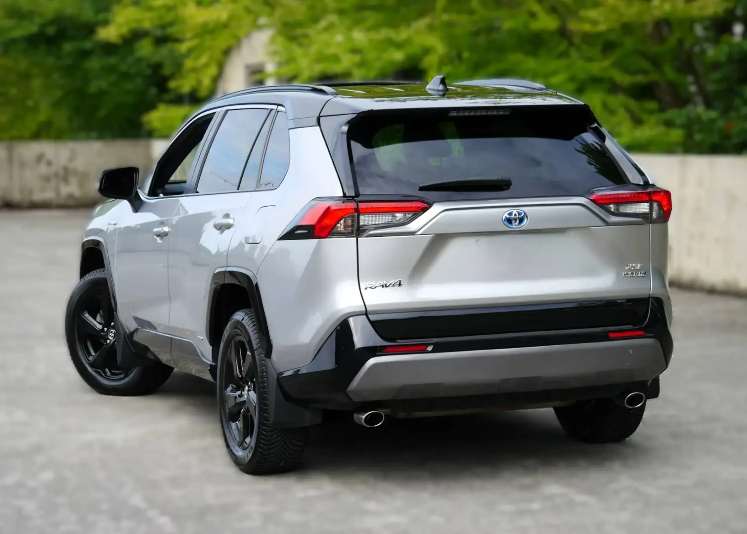Toyota Rav4 XLE, снимка 6 - Автомобили и джипове - 55301528