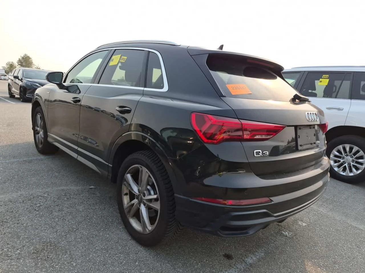 Audi Q3 * TECHNIK * CARFAX * БЕЗ ПЪРВОНАЧАЛНА ВНОСКА, снимка 4 - Автомобили и джипове - 55712303