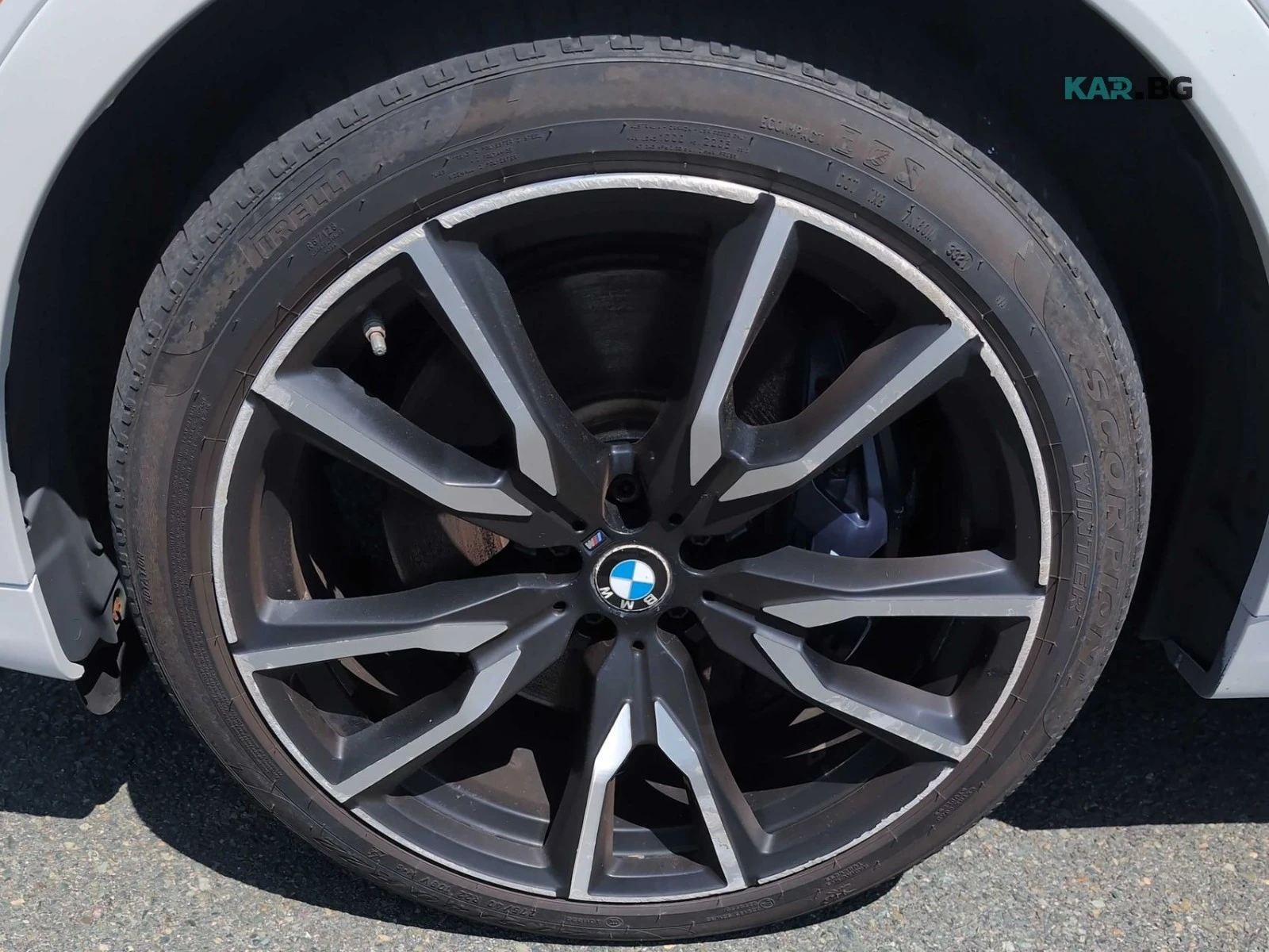 BMW X7 M Pack * Laser * HUD * АвтоКредит * (ЦЕНА ДО БГ), снимка 6 - Автомобили и джипове - 55768630